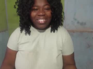 Jjannakinky Chaturbate stream image from December 29, 2024
