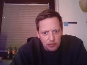 Blonde32m Chaturbate stream image from December 29, 2024