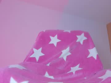 Emy_Colee Chaturbate stream image from December 29, 2024