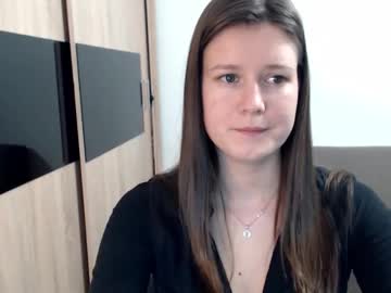 Carmenfunny Chaturbate stream image from December 29, 2024