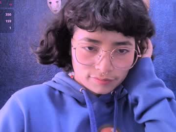 Ninayellow Chaturbate stream image from December 29, 2024