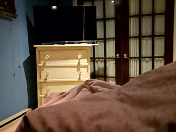 Jeffnluna_42020 Chaturbate stream image from December 29, 2024