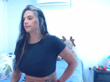Jessigomez Chaturbate stream image from December 29, 2024