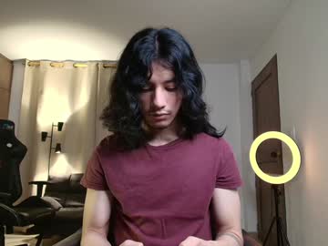 Kikeruiz_19 Chaturbate stream image from December 29, 2024
