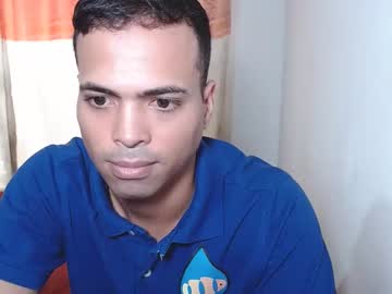 Andresfern Chaturbate stream image from December 29, 2024