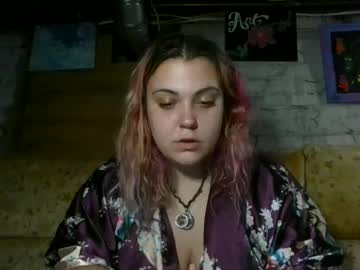 Foxyforest Chaturbate stream image from December 29, 2024