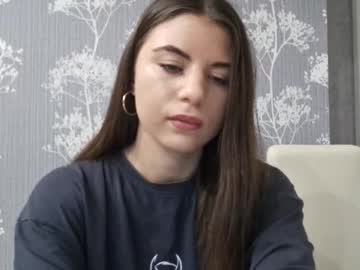 Littlebarbie044 Chaturbate stream image from December 29, 2024