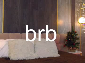 Loraineluff Chaturbate stream image from December 29, 2024