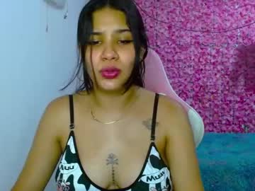 Miaagreenn Chaturbate stream image from December 29, 2024