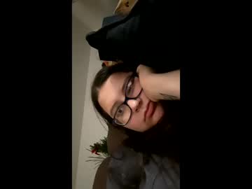 Littlenerdyslut221 stream image from December 29, 2024