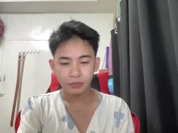 Xluminous Chaturbate stream image from December 29, 2024