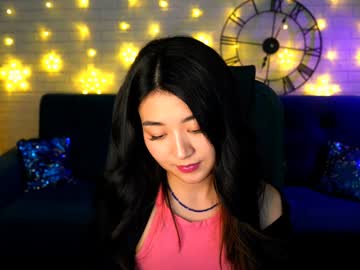 Hannarosie Chaturbate stream image from December 29, 2024