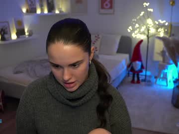 Savvage_Play Chaturbate stream image from December 29, 2024