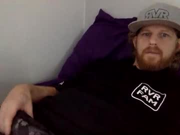 Thickdillyar Chaturbate stream image from December 29, 2024