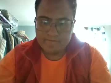Urielmedina960831 Chaturbate stream image from December 29, 2024