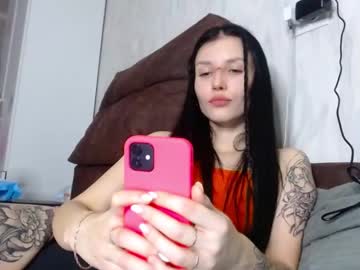 Rinavandoorn Chaturbate stream image from December 29, 2024