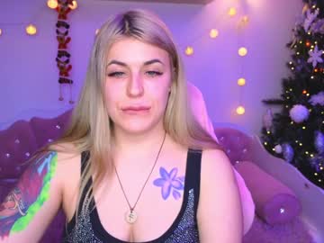 Pretty_Blond_ Chaturbate stream image from December 29, 2024