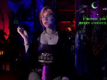 Witch_Fiona Chaturbate stream image from December 29, 2024