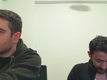 Machin3guys Chaturbate stream image from December 29, 2024