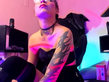 Amber_Blair Chaturbate stream image from December 29, 2024