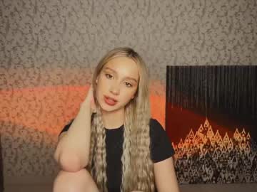 Juicymode Chaturbate stream image from December 29, 2024
