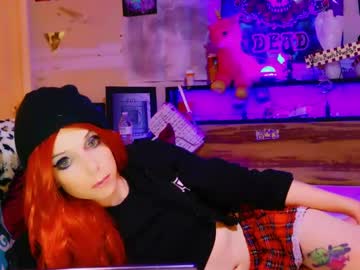Liltrannyslut Chaturbate stream image from December 29, 2024