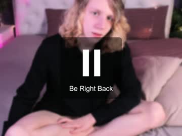 Nellystarrr Chaturbate stream image from December 29, 2024