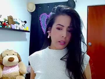 Ela_3611 Chaturbate stream image from December 30, 2024