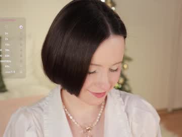 _Female_Essence_ Chaturbate stream image from December 30, 2024