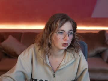 Inessa_Song Chaturbate stream image from December 30, 2024