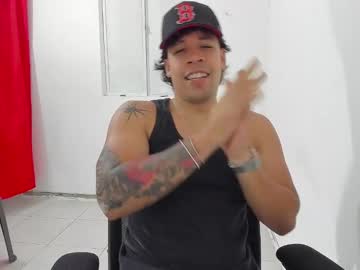 Snakedxck Chaturbate stream image from December 30, 2024