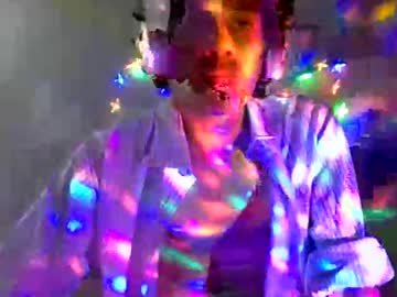 Aaronwhiteus Chaturbate stream image from December 30, 2024