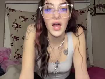 Bellasluv Chaturbate stream image from December 30, 2024
