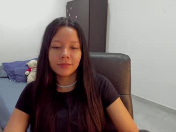 Winibeth_ Chaturbate stream image from December 30, 2024