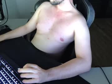 Maxldfgdgd Chaturbate stream image from December 30, 2024