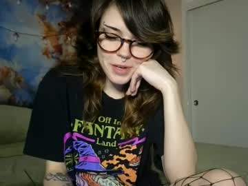 Faerienugs Chaturbate stream image from December 30, 2024