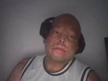 Kauryl Chaturbate stream image from December 30, 2024