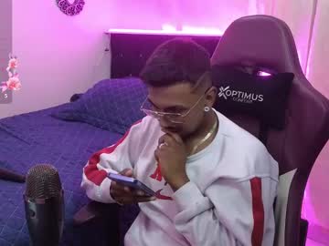 Lufehott Chaturbate stream image from December 30, 2024