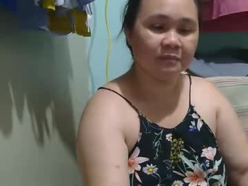 Prettynhing Chaturbate stream image from December 30, 2024
