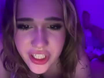 Snowbunny7280 Chaturbate stream image from December 30, 2024
