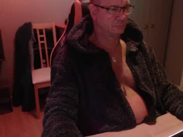 Ravette Chaturbate stream image from December 30, 2024