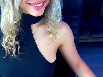 Astraluxe_ Chaturbate stream image from December 30, 2024
