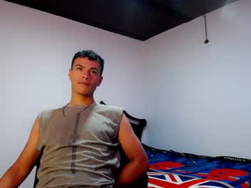 Davidkaloc Chaturbate stream image from December 30, 2024