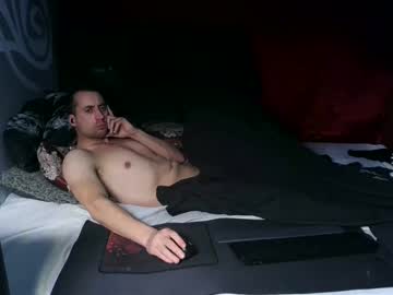 Luqky1 Chaturbate stream image from December 30, 2024