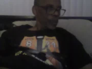 Busturgutzgd11 Chaturbate stream image from December 30, 2024