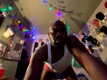 Canieatu410 Chaturbate stream image from December 30, 2024