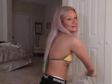 Daisyyy02 Chaturbate stream image from December 30, 2024