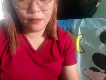 Kiray20 Chaturbate stream image from December 30, 2024