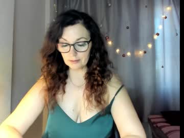 Fey_Bb Chaturbate stream image from December 30, 2024