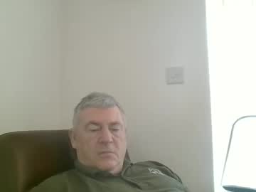 She52 Chaturbate stream image from December 30, 2024